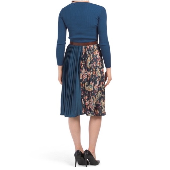 NEW| Dalia Macphee Paisley Pleated Dress - Picture 3 of 10